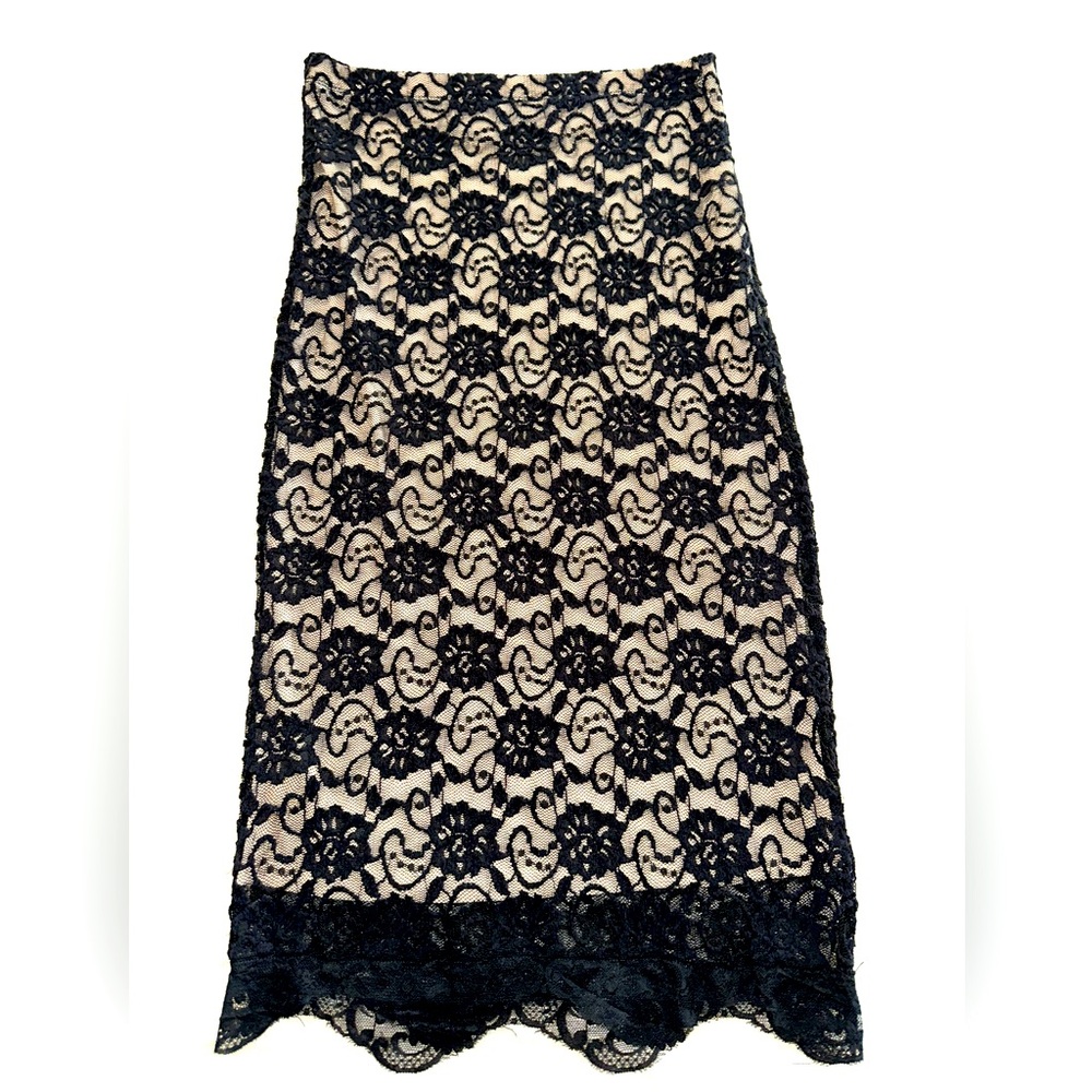 Lace black & beige skirt